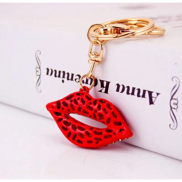 Boutique Sparkling Red Lips Key Chain Bag Charm NEW - Picture 4 of 5
